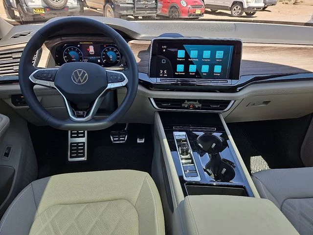 Nuevos VOLKSWAGEN ATLAS à Estados chez autogozo