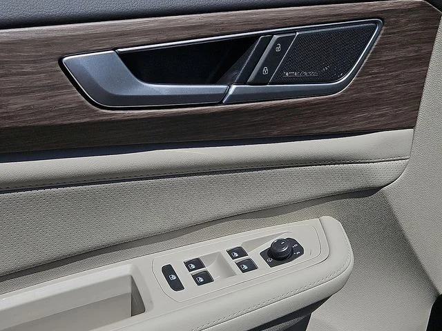 Nuevos VOLKSWAGEN ATLAS à Estados chez autogozo