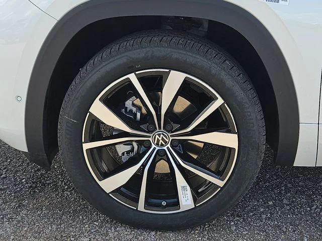 Nuevos VOLKSWAGEN ATLAS à Estados chez autogozo