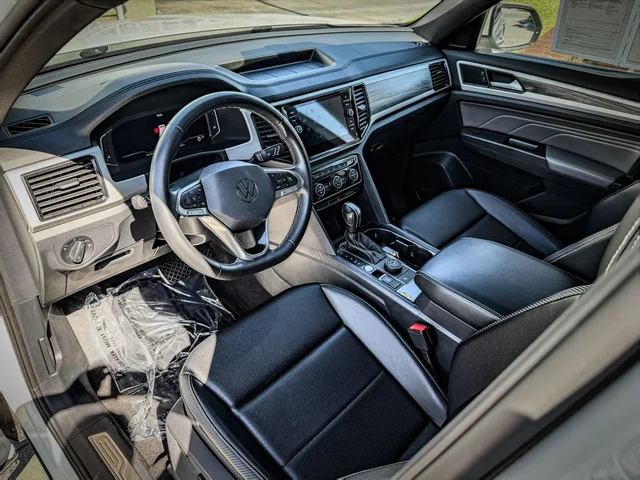 SEMINUEVOS VOLKSWAGEN Atlas Cross Sport a Estados en autogozo