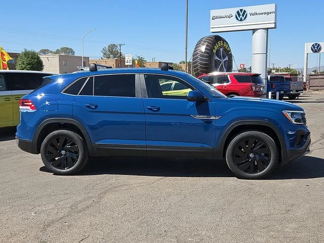 Nuevos VOLKSWAGEN ATLAS CROSS SPORT à Estados chez autogozo