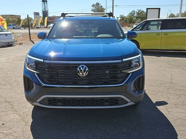 Nuevos VOLKSWAGEN ATLAS CROSS SPORT à Estados chez autogozo