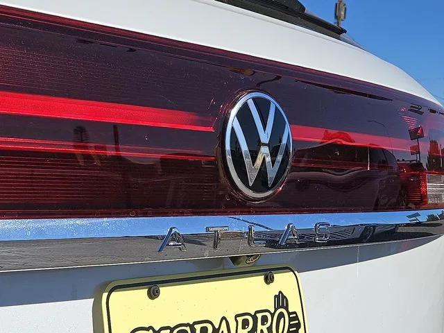 Nuevos VOLKSWAGEN ATLAS CROSS SPORT à Estados chez autogozo