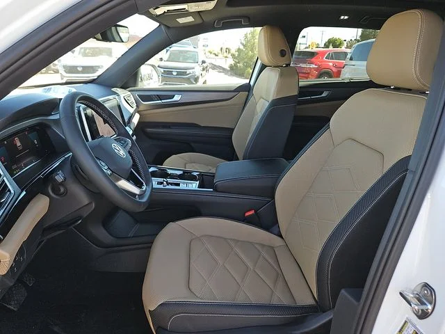 Nuevos VOLKSWAGEN ATLAS CROSS SPORT à Estados chez autogozo