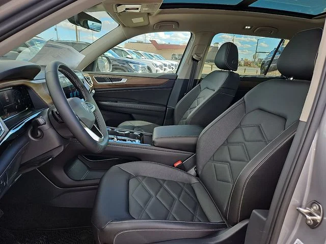 Nuevos VOLKSWAGEN ATLAS à Estados chez autogozo