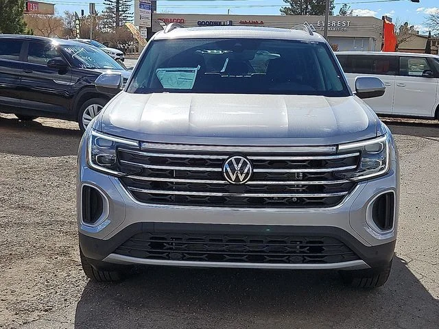 Nuevos VOLKSWAGEN ATLAS à Estados chez autogozo