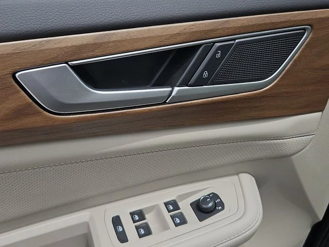 Nuevos VOLKSWAGEN ATLAS à Estados chez autogozo