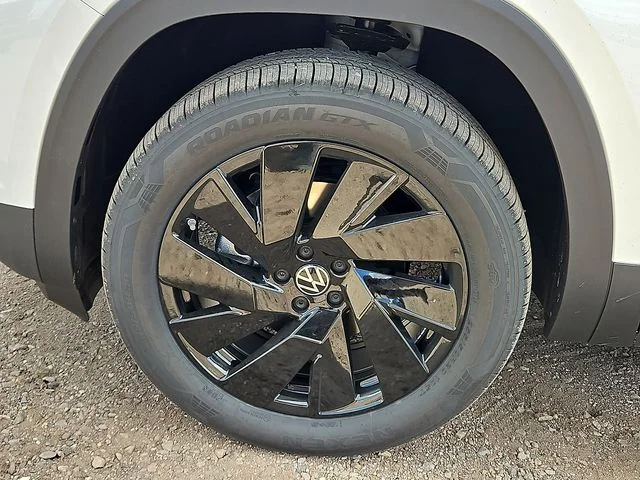 Nuevos VOLKSWAGEN ATLAS à Estados chez autogozo