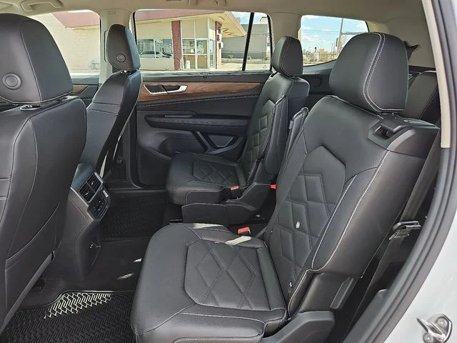 Nuevos VOLKSWAGEN ATLAS à Estados chez autogozo