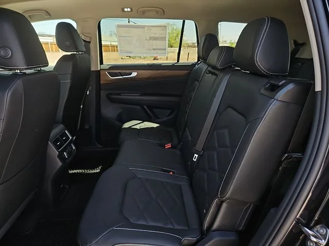 Nuevos VOLKSWAGEN ATLAS à Estados chez autogozo