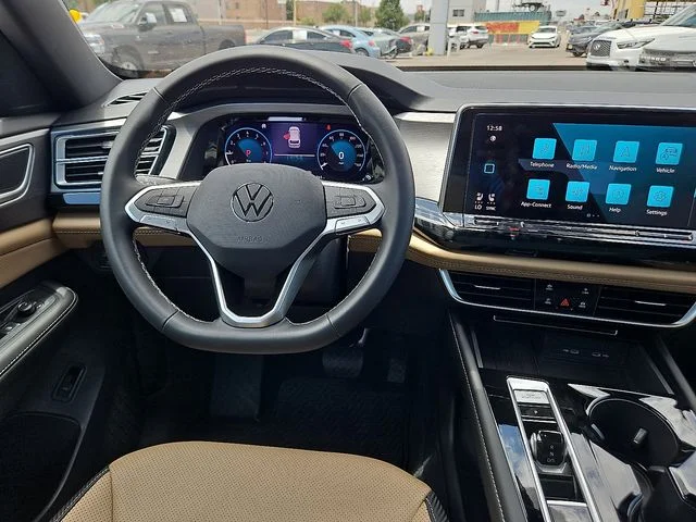 Nuevos VOLKSWAGEN ATLAS CROSS SPORT à Estados chez autogozo