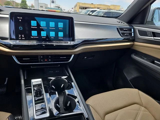 Nuevos VOLKSWAGEN ATLAS CROSS SPORT à Estados chez autogozo