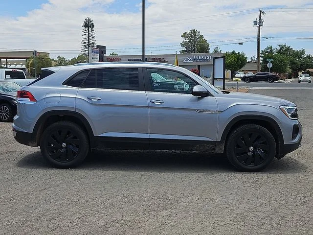 Nuevos VOLKSWAGEN ATLAS CROSS SPORT à Estados chez autogozo