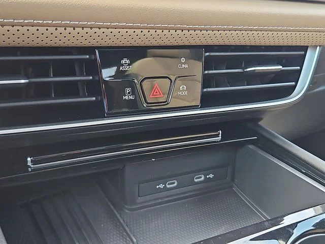 Nuevos VOLKSWAGEN ATLAS CROSS SPORT à Estados chez autogozo