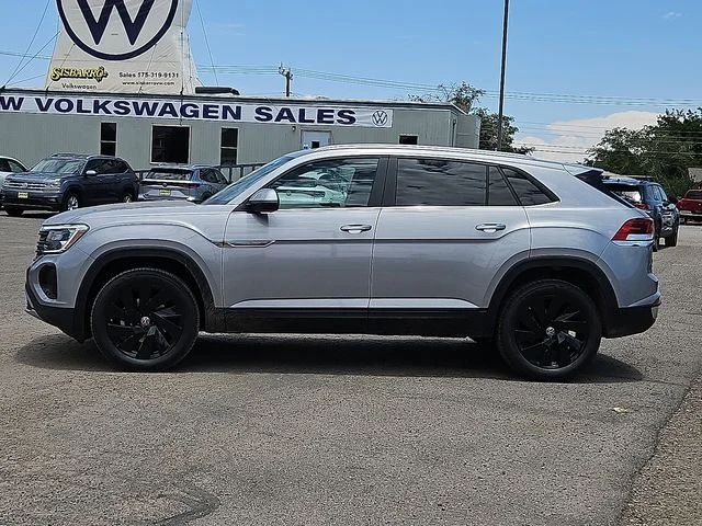 Nuevos VOLKSWAGEN ATLAS CROSS SPORT à Estados chez autogozo