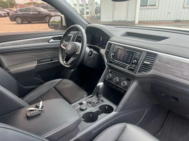 SEMINUEVOS VOLKSWAGEN Atlas Cross Sport a Estados en autogozo