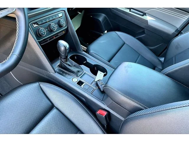 SEMINUEVOS VOLKSWAGEN Atlas Cross Sport a Estados en autogozo