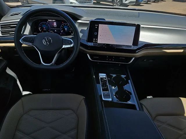 Nuevos VOLKSWAGEN ATLAS CROSS SPORT à Estados chez autogozo