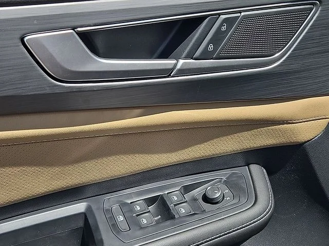Nuevos VOLKSWAGEN ATLAS CROSS SPORT à Estados chez autogozo