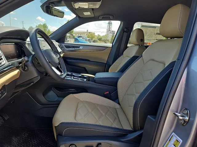 Nuevos VOLKSWAGEN ATLAS CROSS SPORT à Estados chez autogozo