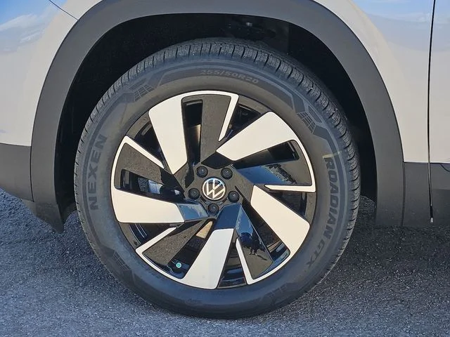 Nuevos VOLKSWAGEN ATLAS CROSS SPORT à Estados chez autogozo