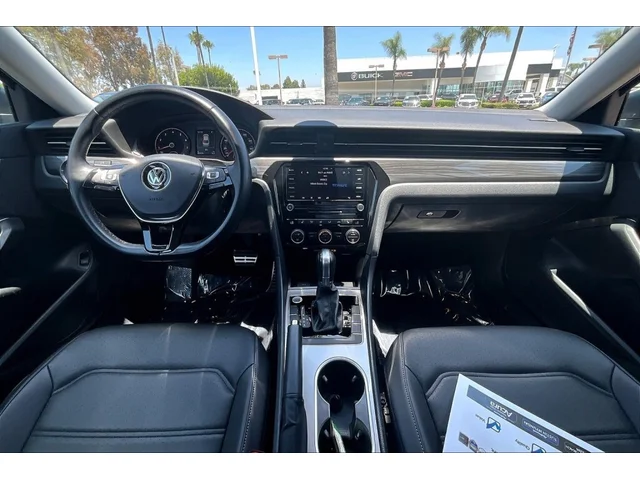 SEMINUEVOS VOLKSWAGEN Passat a Tustin    en TUSTIN MAZDA