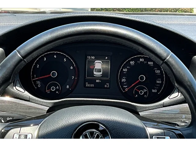 SEMINUEVOS VOLKSWAGEN Passat a Tustin    en TUSTIN MAZDA