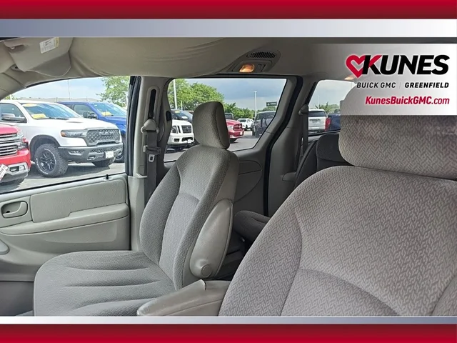 SEMINUEVOS CHRYSLER Town & Country a Estados en autogozo