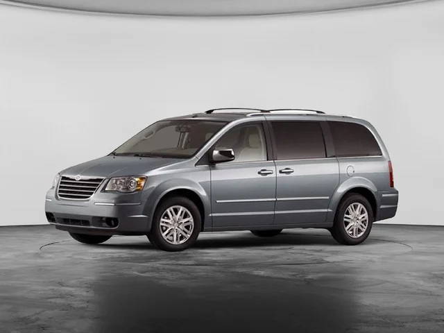SEMINUEVOS CHRYSLER Town & Country a Estados en autogozo