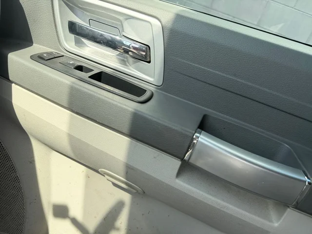 SEMINUEVOS CHRYSLER Town & Country a Estados en autogozo