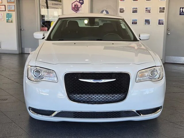SEMINUEVOS CHRYSLER 300 a Estados en autogozo