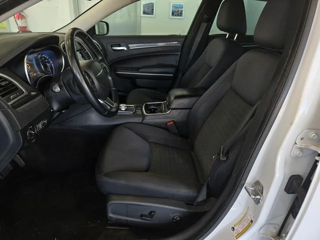 SEMINUEVOS CHRYSLER 300 a Estados en autogozo