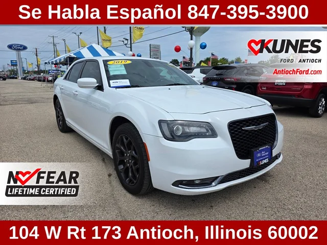 SEMINUEVOS CHRYSLER 300 a Estados en autogozo