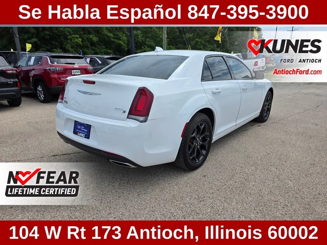SEMINUEVOS CHRYSLER 300 a Estados en autogozo