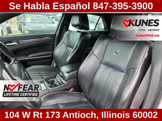 SEMINUEVOS CHRYSLER 300 a Estados en autogozo