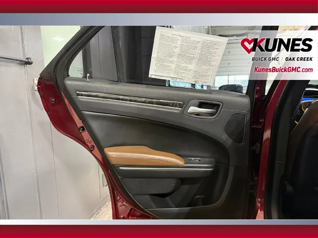SEMINUEVOS CHRYSLER 300 a Estados en autogozo