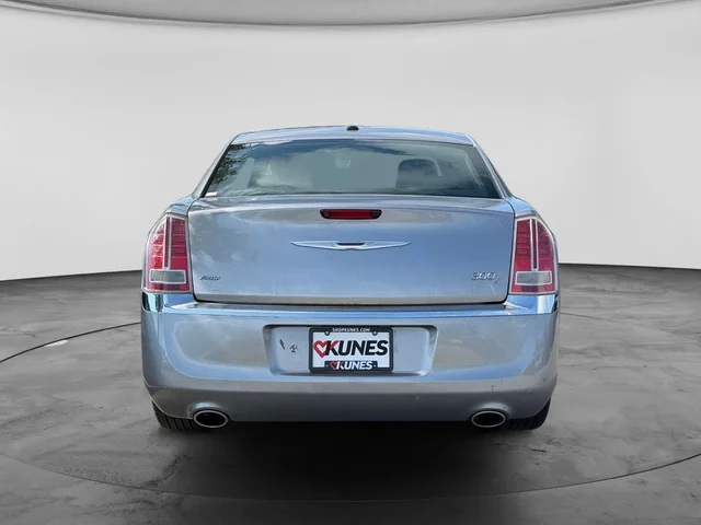 SEMINUEVOS CHRYSLER 300 a Estados en autogozo