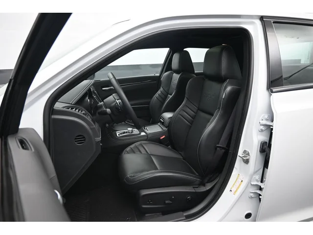 SEMINUEVOS CHRYSLER 300 a Estados en autogozo