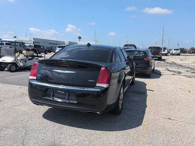 SEMINUEVOS CHRYSLER 300 a Estados en autogozo