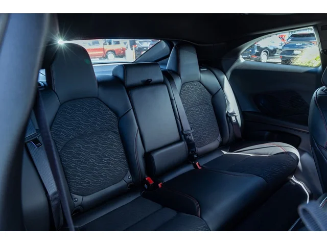 Nuevos DODGE CHARGER à Estados chez autogozo