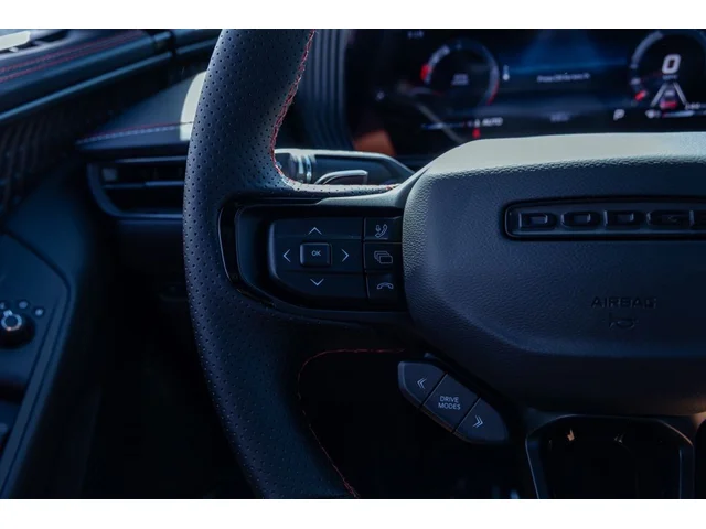 Nuevos DODGE CHARGER à Estados chez autogozo