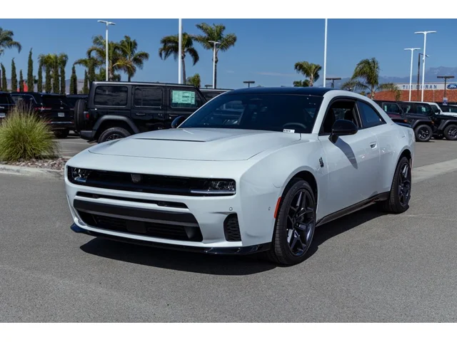 Nuevos DODGE CHARGER à Estados chez autogozo