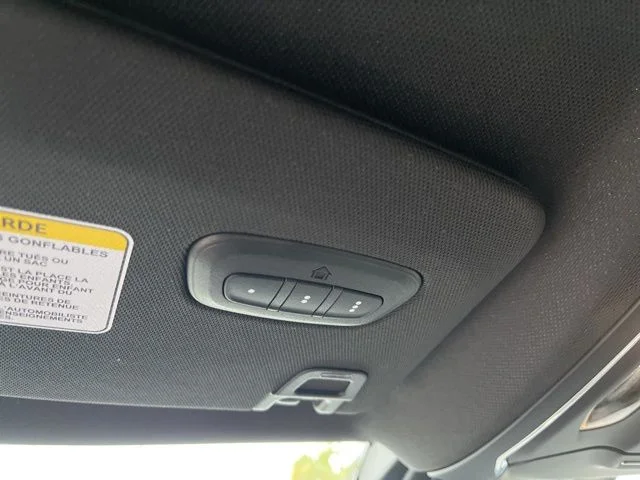 Nuevos DODGE CHARGER à Estados chez autogozo