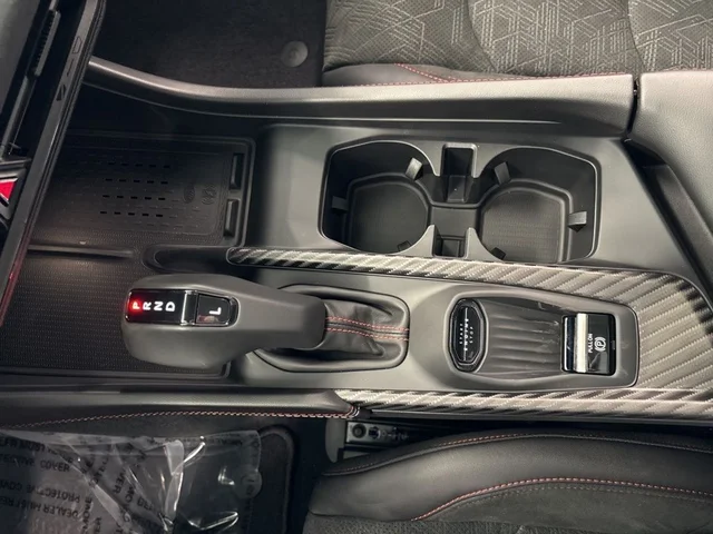 Nuevos DODGE CHARGER à Estados chez autogozo