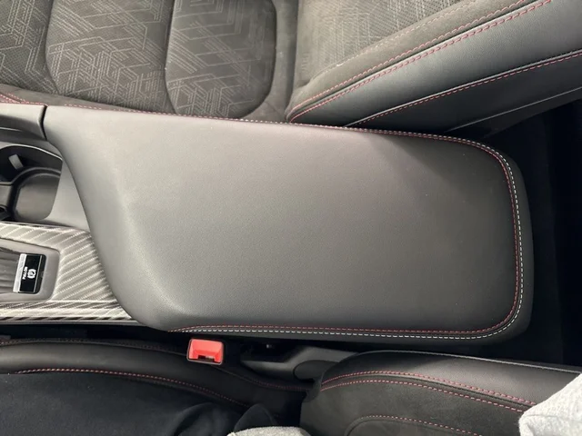 Nuevos DODGE CHARGER à Estados chez autogozo