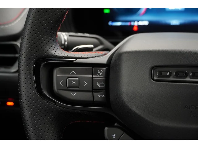 Nuevos DODGE CHARGER à Estados chez autogozo