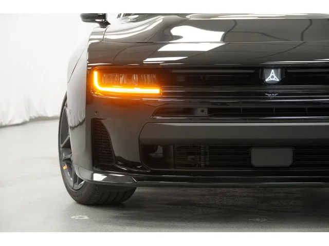 Nuevos DODGE CHARGER à Estados chez autogozo