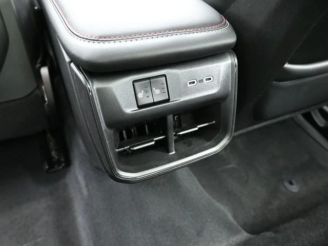 Nuevos DODGE CHARGER à Estados chez autogozo
