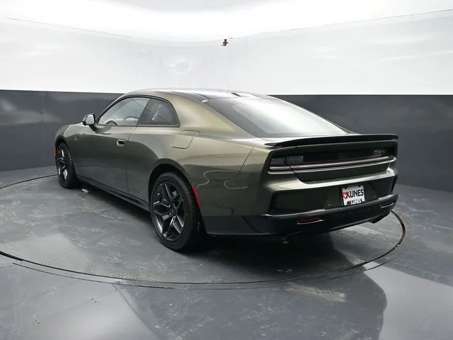 Nuevos DODGE CHARGER à Estados chez autogozo