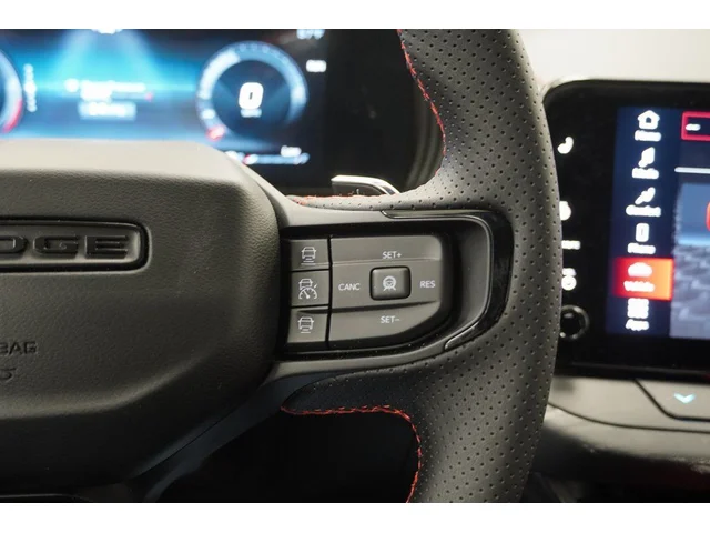 Nuevos DODGE CHARGER à Estados chez autogozo